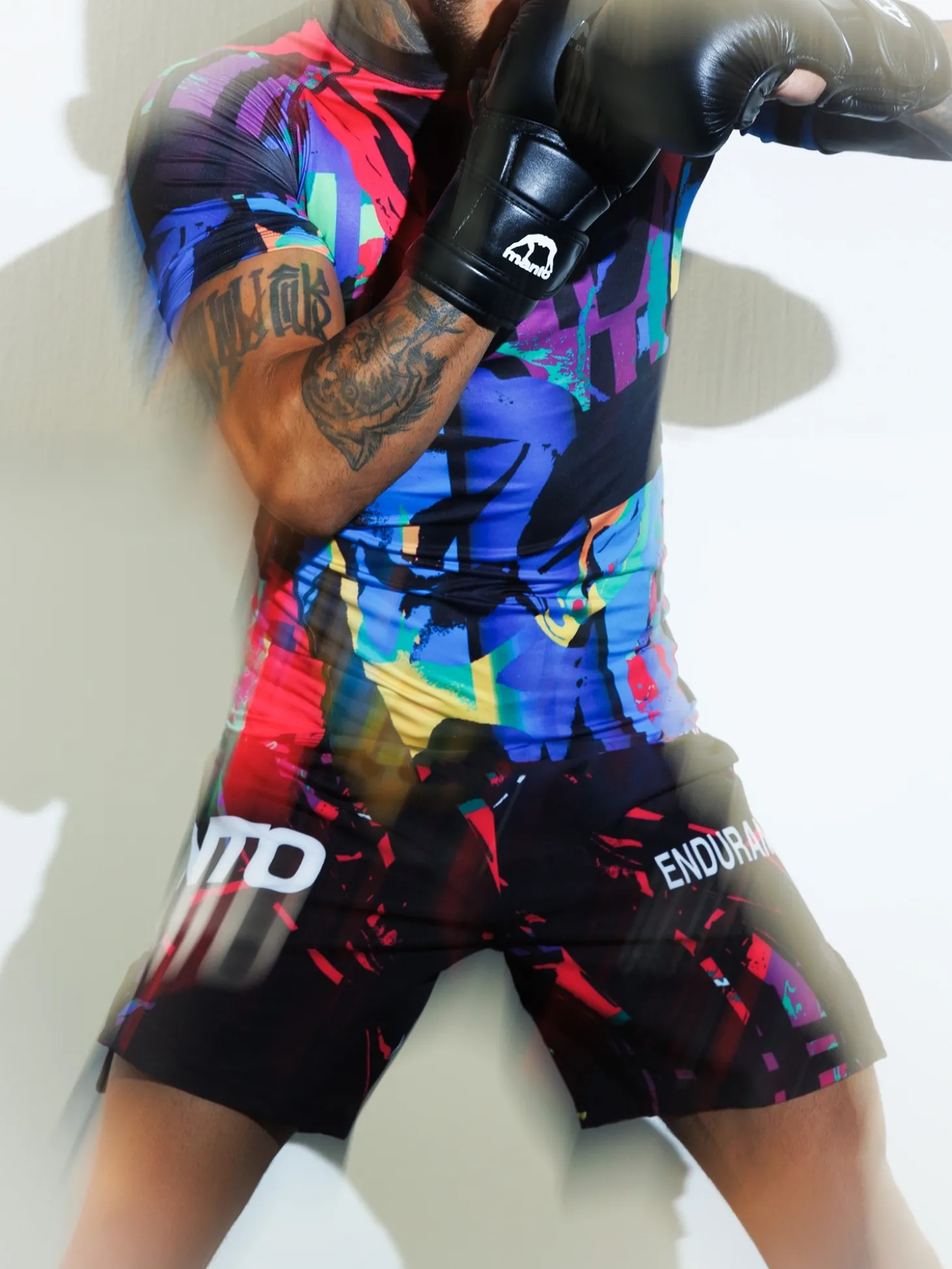 MANTO fight shorts RAVE