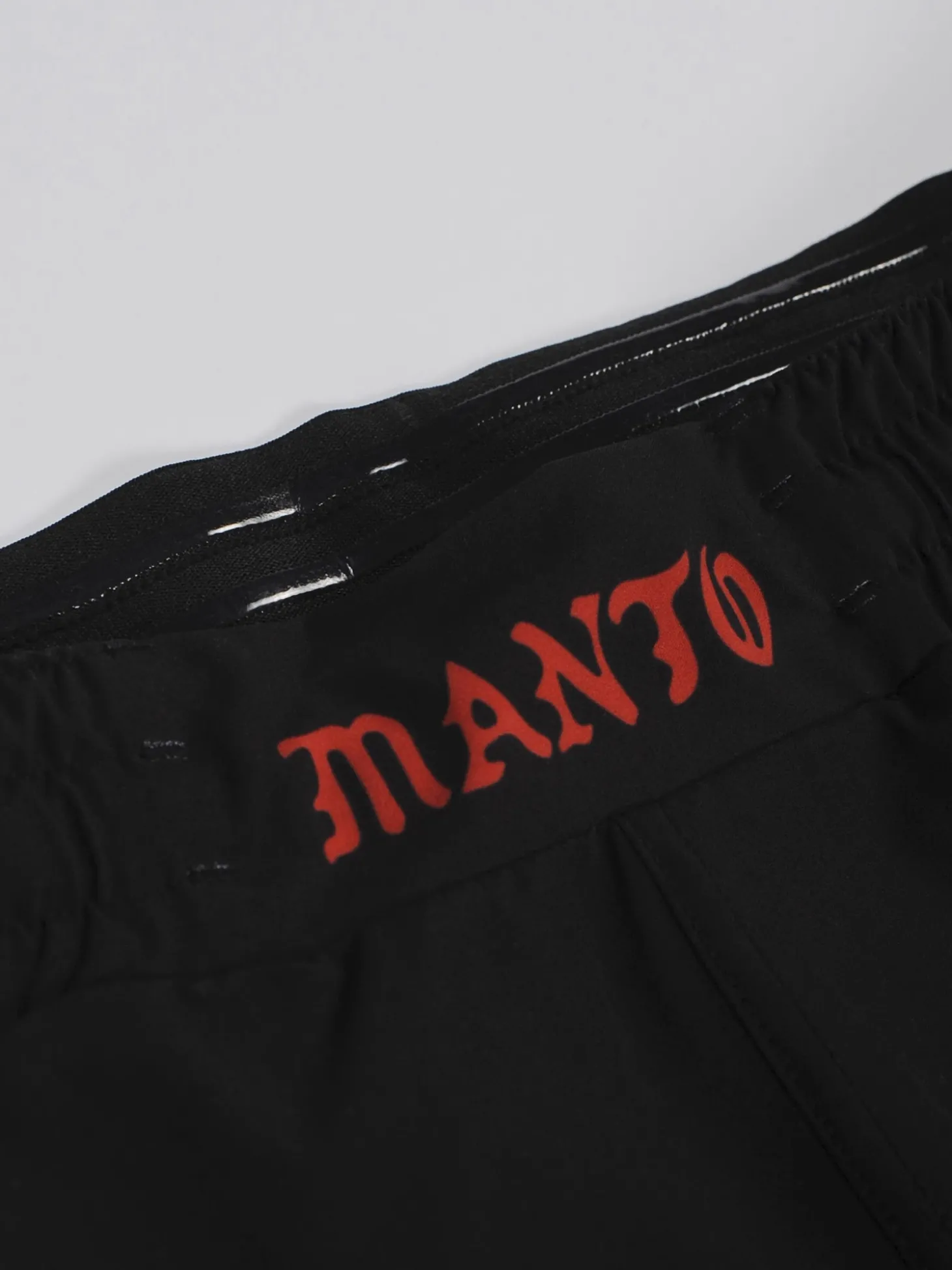 MANTO fight shorts TUFF LUV schwarz