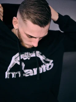 MANTO hoodie METAL 24 schwarz