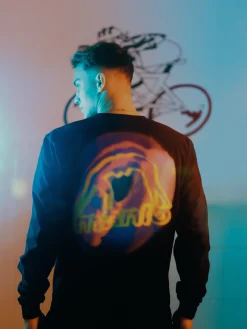 MANTO longsleeve BLUR schwarz