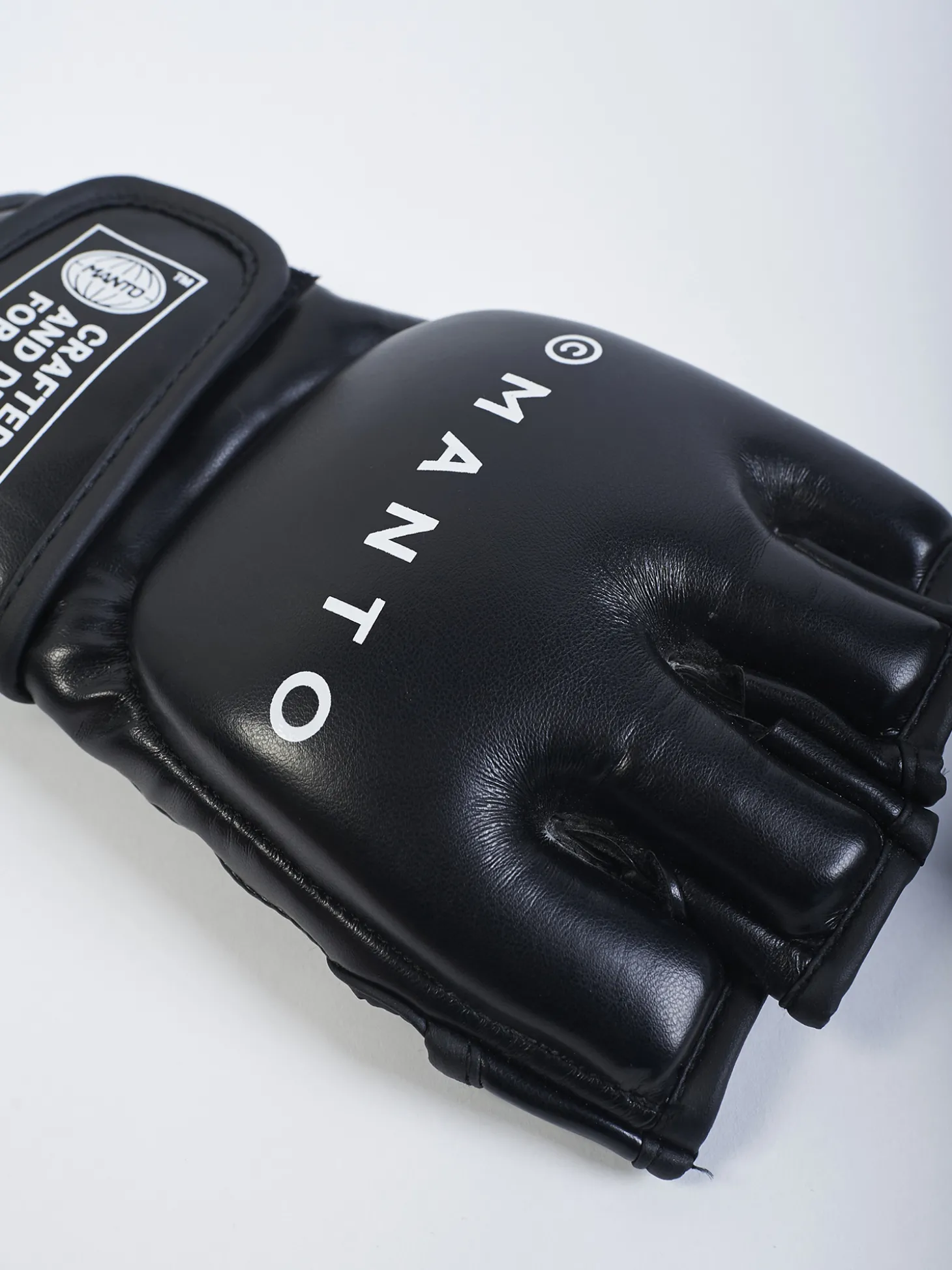MANTO MMA Handschuhe IMPACT schwarz