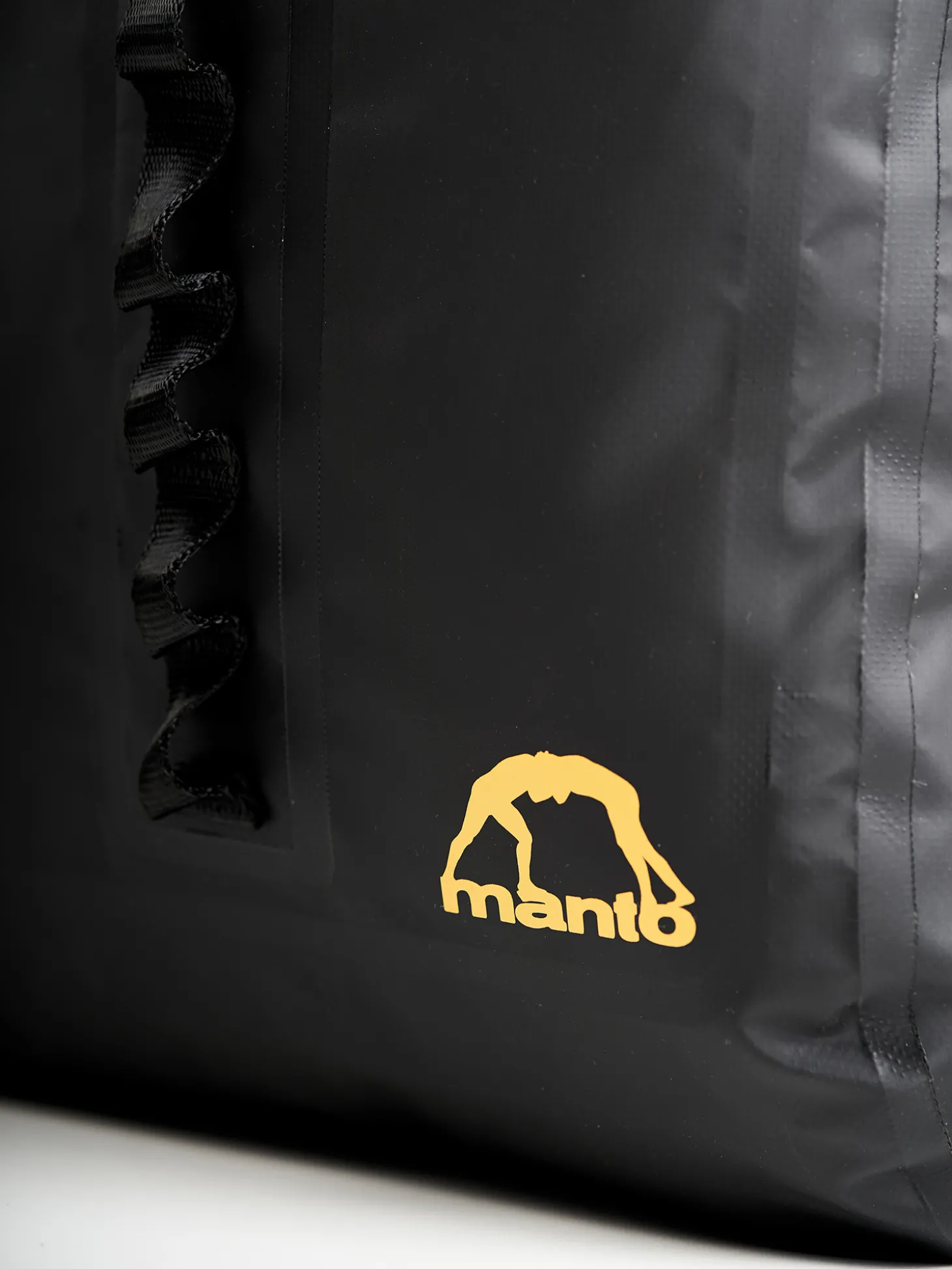 MANTO "NEW YORK" roll top backpack