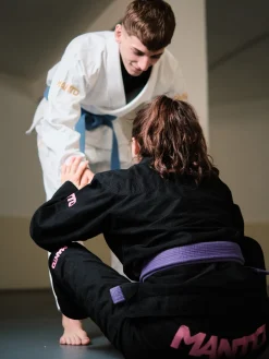 MANTO "RISE 2.0" BJJ GI schwarz-rosa