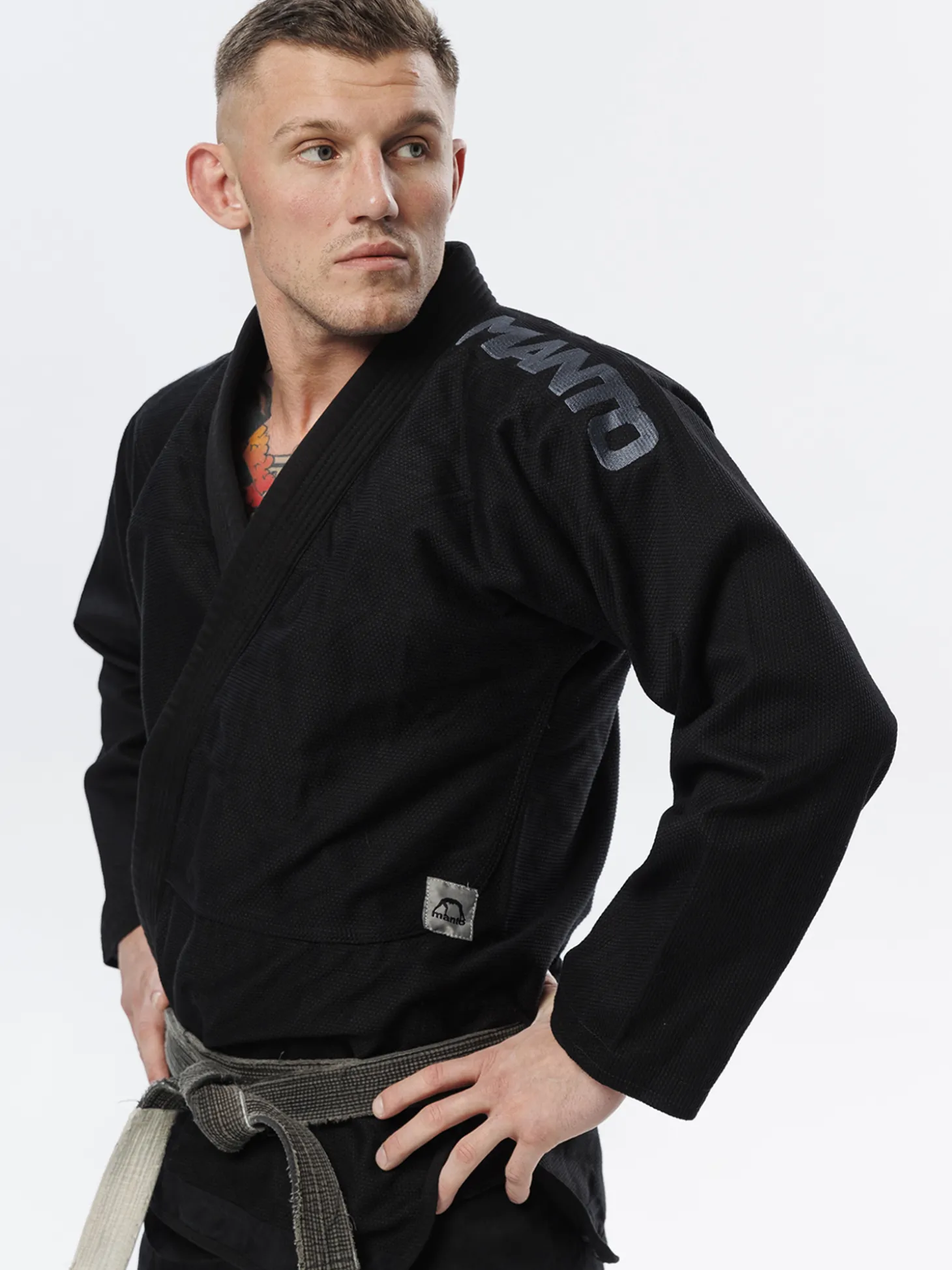 MANTO "X5" BJJ GI blackout