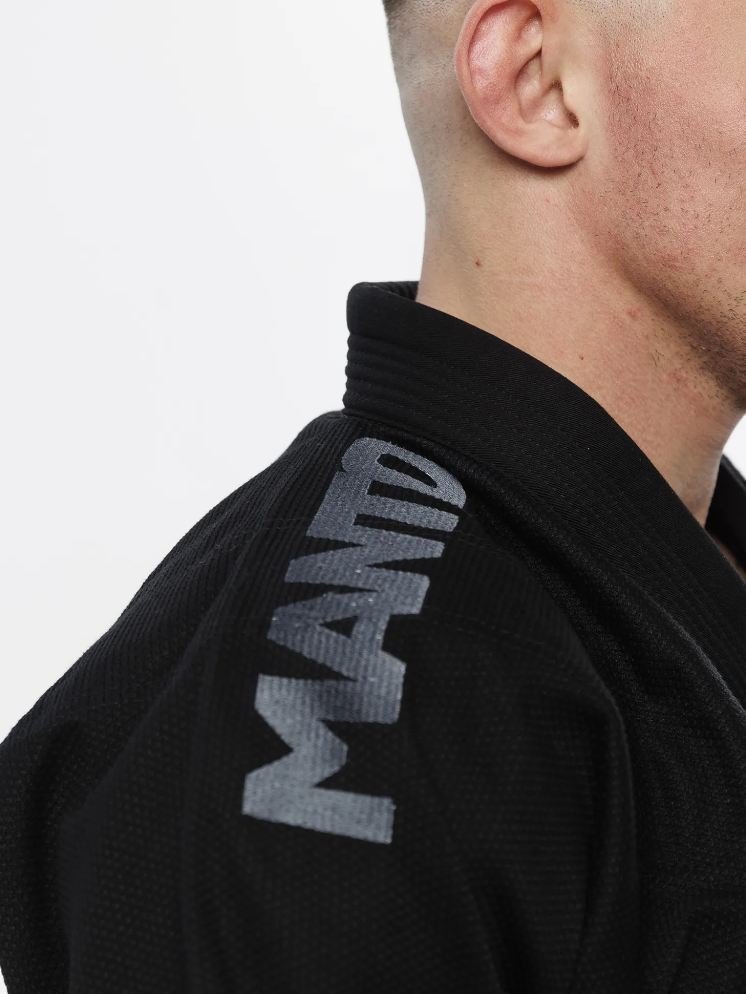 MANTO "X5" BJJ GI blackout
