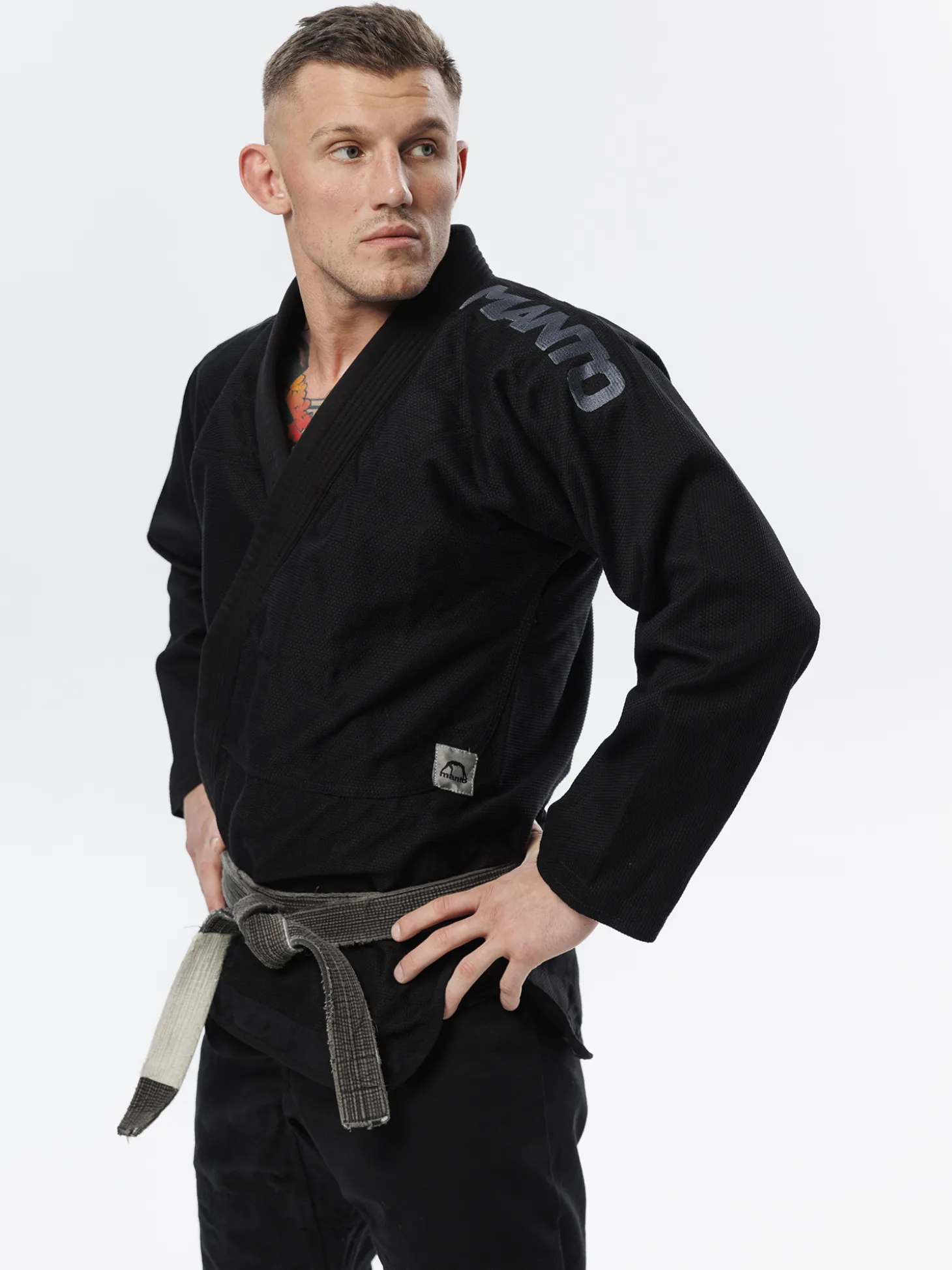 MANTO "X5" BJJ GI blackout