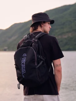 MANTO Rucksack CROSS schwarz