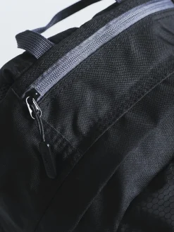 MANTO Rucksack CROSS schwarz reflektierend