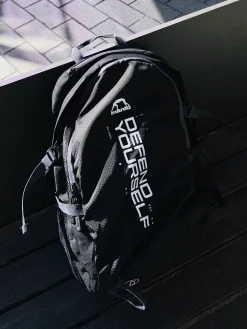 MANTO Rucksack CROSS schwarz reflektierend