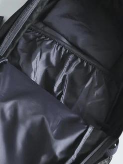 MANTO Rucksack CROSS schwarz reflektierend